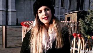 Magical teen Stella Cox spreads her legs for hardcore action